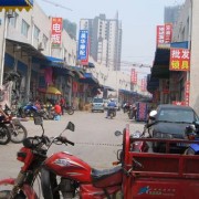 重庆老顶坡摩配市场 (8)