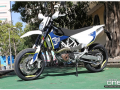 可驾驭的狂牛 2016 HUSQVARNA 701 SUPERMOTO